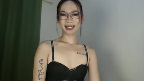 Snapshot of queenpaulaxx chatting on September 10, 7:24 pm Paula watson online show from September 10, 7:24 pm
