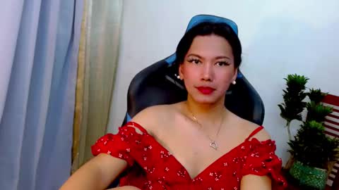 Snapshot of queensabbyvee chatting on March 1, 8:57 am Sabrina online show from March 1, 8:57 am