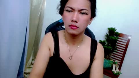 Snapshot of queensabbyvee chatting on March 4, 2:38 am Sabrina online show from March 4, 2:38 am