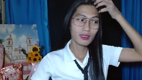 Snapshot of queensteffi chatting on December 22, 2:49 pm queensteffi online show from December 22, 2:49 pm