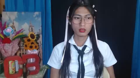 Snapshot of queensteffi chatting on February 6, 8:23 pm queensteffi online show from February 6, 8:23 pm