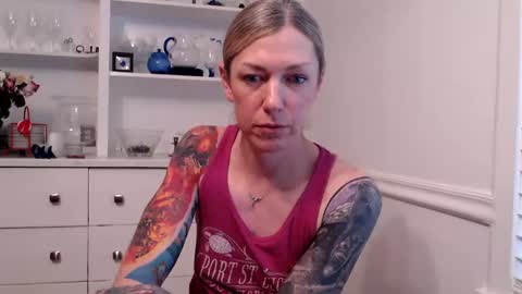 Snapshot of racytracy80 chatting on January 30, 10:30 pm Racy Tracy online show from January 30, 10:30 pm
