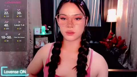 Snapshot of raeganclinton chatting on September 14, 1:44 am raeganclinton online show from September 14, 1:44 am