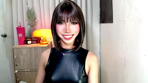 ravennaxx online show from November 28, 3:57 pm