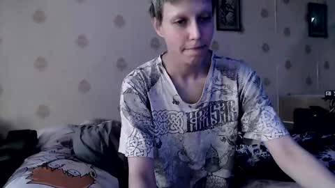 Snapshot of raziel_haze chatting on February 25, 9:31 am Yrriel Strife Candy-Demon Caveboy mr. Cringe online show from February 25, 9:31 am