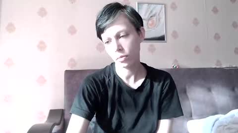 Snapshot of raziel_haze chatting on September 28, 6:56 am Yrriel Strife Candy-Demon Caveboy mr. Cringe online show from September 28, 6:56 am