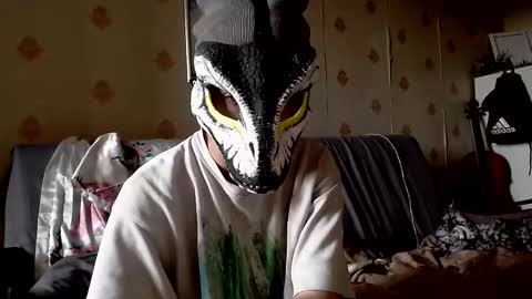 Snapshot of raziel_haze chatting on October 9, 12:50 pm Yrriel Strife Candy-Demon Caveboy mr. Cringe online show from October 9, 12:50 pm