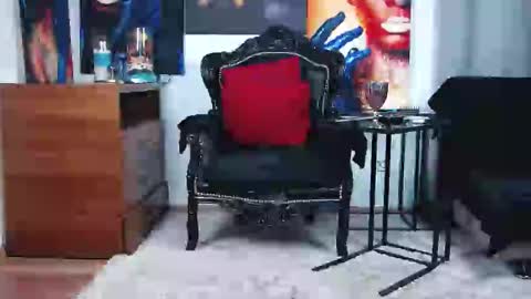 Snapshot of rheadespot chatting on February 15, 11:06 am Rhea online show from February 15, 11:06 am