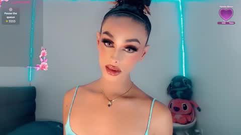 Snapshot of riannagarcia_ chatting on October 4, 7:53 am Rianna Garcia online show from October 4, 7:53 am