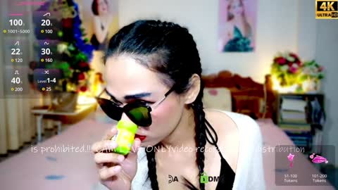 Snapshot of ribbinbovkoy chatting on January 25, 11:22 pm ribbinbovkoy online show from January 25, 11:22 pm