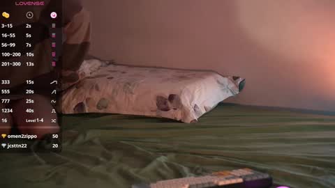 Snapshot of rickisanchez chatting on January 27, 5:26 pm RickiSanchez online show from January 27, 5:26 pm