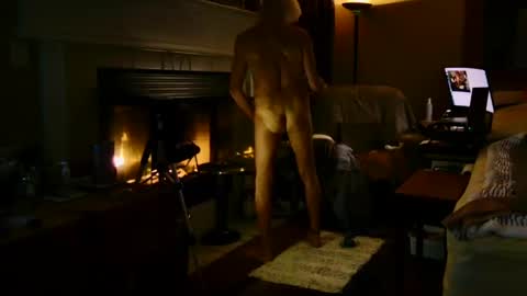 Snapshot of ricks4fun chatting on December 31, 2:19 am PINK HOLE TWINK online show from December 31, 2:19 am