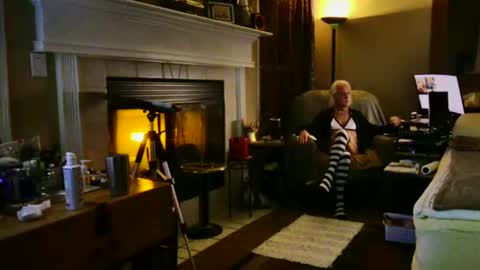 Snapshot of ricks4fun chatting on January 18, 3:57 am PINK HOLE TWINK online show from January 18, 3:57 am