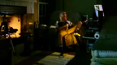 PINK HOLE TWINK online show from October 29, 4:32 am