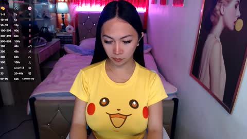 Snapshot of rileymillerx chatting on March 9, 11:58 am Riley online show from March 9, 11:58 am