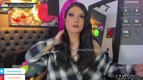 Snapshot of rominaowenxx chatting on January 17, 7:41 am ROMINA OWEN online show from January 17, 7:41 am