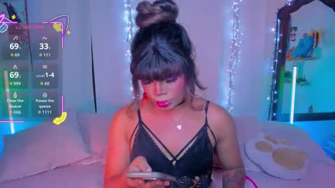 Romi Rouse online show from October 14, 5:30 am