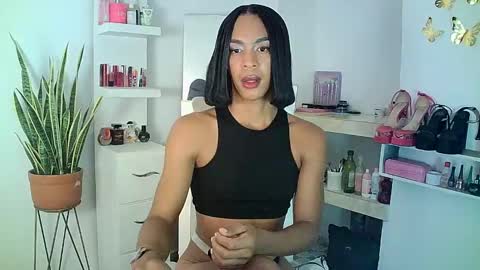 Snapshot of rosalindasexy chatting on March 5, 5:57 am Rosalinda online show from March 5, 5:57 am