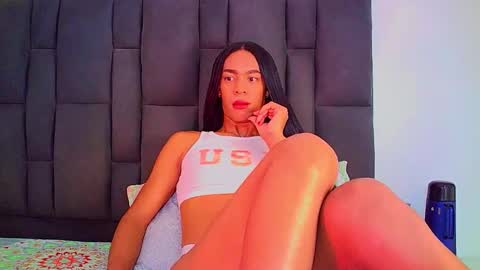 Snapshot of rosalindasexy chatting on September 16, 11:04 am Rosalinda online show from September 16, 11:04 am