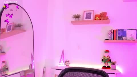 Snapshot of rose__saenz chatting on December 13, 9:41 pm Rose Saenz online show from December 13, 9:41 pm