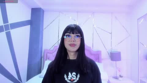 Snapshot of rosecassie chatting on January 9, 2:07 pm Rose online show from January 9, 2:07 pm