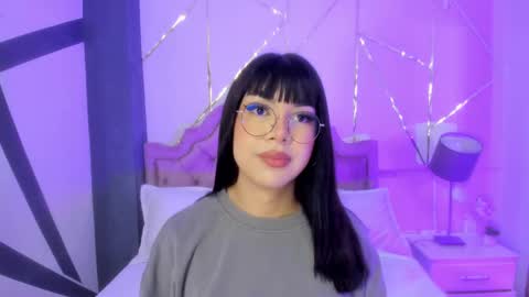 Snapshot of rosecassie chatting on January 12, 1:27 pm Rose online show from January 12, 1:27 pm