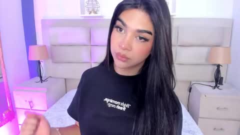 Snapshot of rosecassie chatting on September 11, 2:03 pm Rose online show from September 11, 2:03 pm