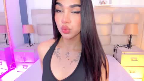 Snapshot of rosecassie chatting on September 13, 2:23 pm Rose online show from September 13, 2:23 pm