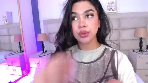 Snapshot of rosecassie chatting on September 17, 2:44 pm Rose online show from September 17, 2:44 pm