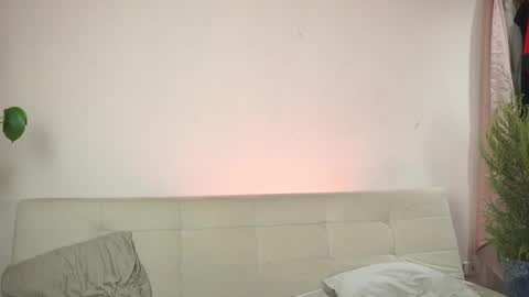 Snapshot of roselinedior chatting on March 12, 6:33 pm Lyla OF roselinedior online show from March 12, 6:33 pm