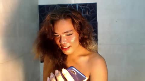 royaltymarcela6969 online show from October 18, 5:49 pm