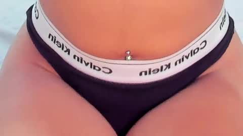 Snapshot of rubyrouge_ chatting on September 13, 7:41 pm Ruby online show from September 13, 7:41 pm
