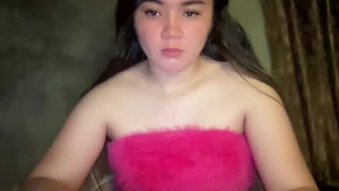 Snapshot of sabrina_miller4 chatting on December 11, 12:56 am Sabrina Miller not into cheap online show from December 11, 12:56 am