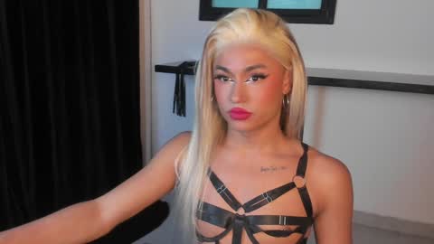 Sabrina Rose  online show from January 26, 2:56 am