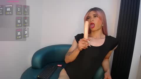 samantha_scottt online show from October 15, 9:59 pm