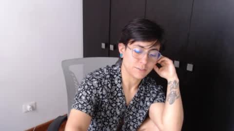 Snapshot of samm_ritch chatting on October 4, 8:20 pm Samy online show from October 4, 8:20 pm