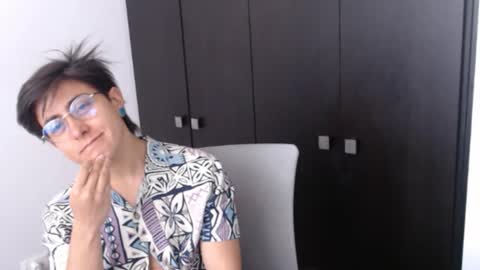 Snapshot of samm_ritch chatting on October 6, 1:22 pm Samy online show from October 6, 1:22 pm