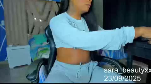 Snapshot of sara_beautyxx chatting on September 23, 4:34 pm I am Sofia GEMINIS online show from September 23, 4:34 pm