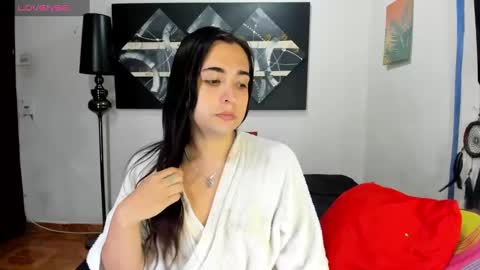 Snapshot of sarahjey chatting on March 4, 6:50 pm SARAHJEY online show from March 4, 6:50 pm
