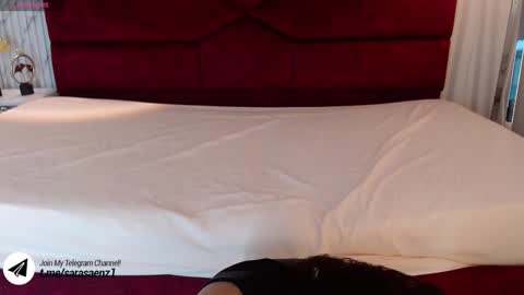 Snapshot of sarasaenz_99 chatting on December 28, 7:43 pm Sara online show from December 28, 7:43 pm