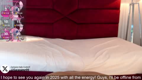 Snapshot of sarasaenz_99 chatting on December 31, 5:18 pm Sara online show from December 31, 5:18 pm