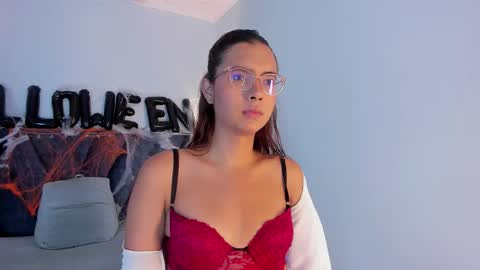 Sara online show from October 20, 8:23 pm