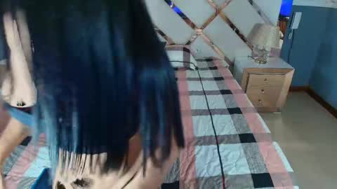 Snapshot of sarawonder69x chatting on January 17, 9:43 pm Sara Rivera online show from January 17, 9:43 pm