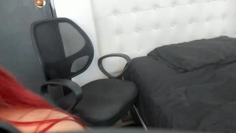 Snapshot of sarita_loven chatting on January 8, 5:05 am sarita online show from January 8, 5:05 am