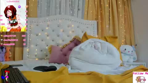 Snapshot of sasha_blake_ chatting on October 5, 8:30 pm Sasha online show from October 5, 8:30 pm