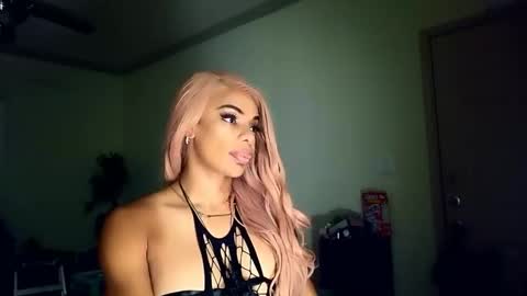 MISTRESS STROKES online show from February 16, 2:43 am