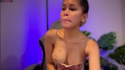 Snapshot of sassy_alexa chatting on February 3, 6:07 pm Alexa online show from February 3, 6:07 pm