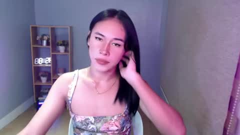 Snapshot of sassy_stella chatting on December 17, 6:09 pm sassy_stella online show from December 17, 6:09 pm