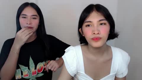 Snapshot of sassy_stella chatting on February 11, 5:40 pm sassy_stella online show from February 11, 5:40 pm