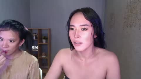 Snapshot of sassy_stella chatting on February 24, 4:49 am sassy_stella online show from February 24, 4:49 am